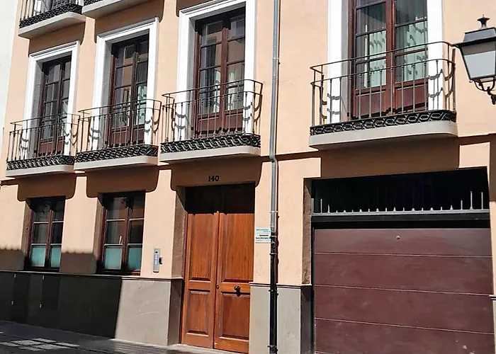 s Puerta Elvira Suites 3000